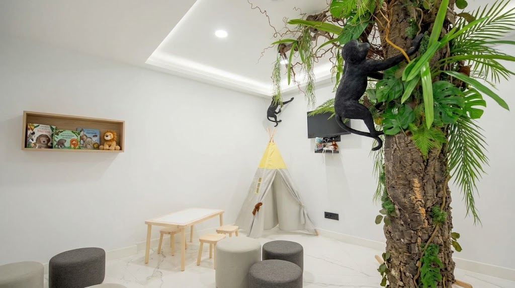 Sala infantil de Clínica Dental Life adaptada para la primera visita de los niños